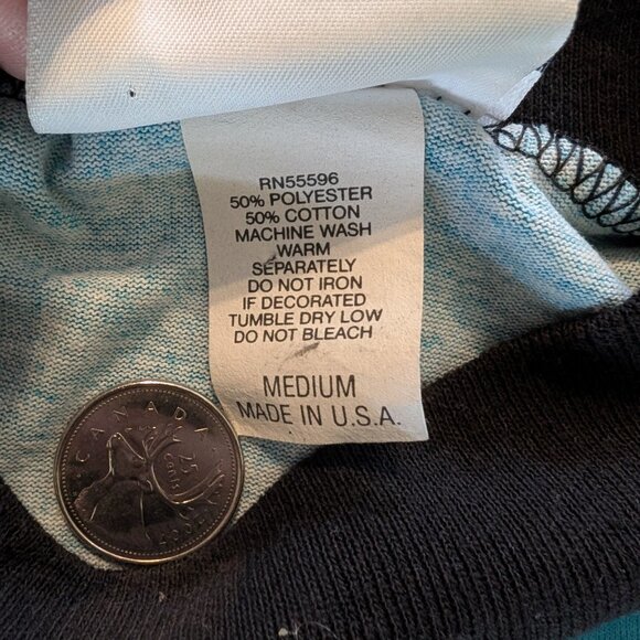 90's Islander Surf Style T-Shirt Made In USA Single Stitch - Size M - Picture 4 of 6